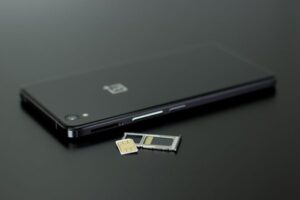 SIM-Free vs Contract Phones UK: Which Saves You More?